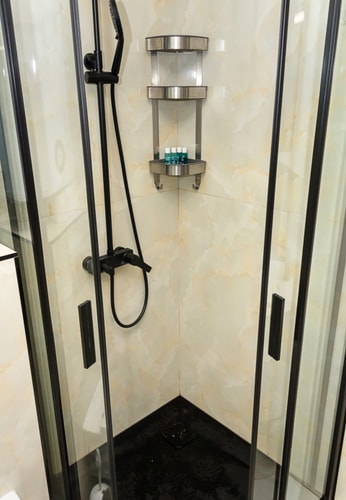 New Black & White Flat 5 Min Away From Sea Garden 16 Flat Manager Booking