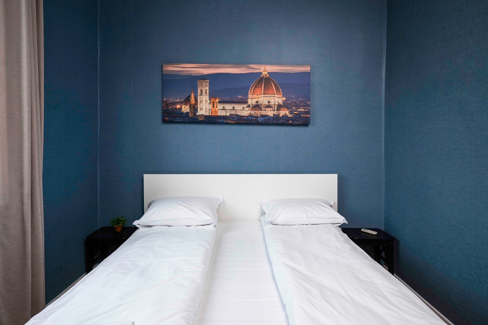Cozy and Central 2BD Flat | At the Heart of It All 10 Flat Manager Booking