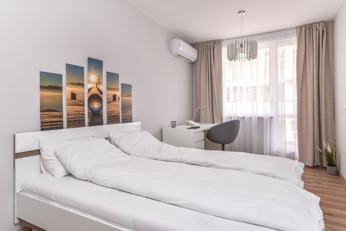 Stylish Residential Flat ~ with Parking & Balcony 1 Flat Manager Booking