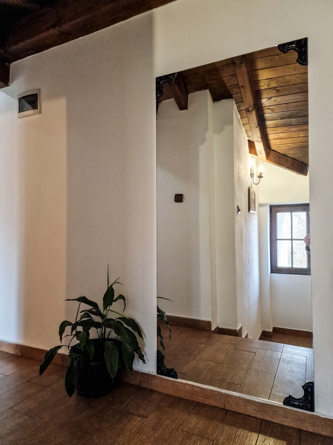 8BD Retreat in Bansko: Comfort & Mountain Charm 44 Flat Manager Booking