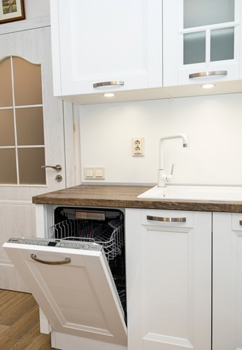 Stylish 1BR Steps from Sea Garden | Central Varna 9 Flat Manager Booking