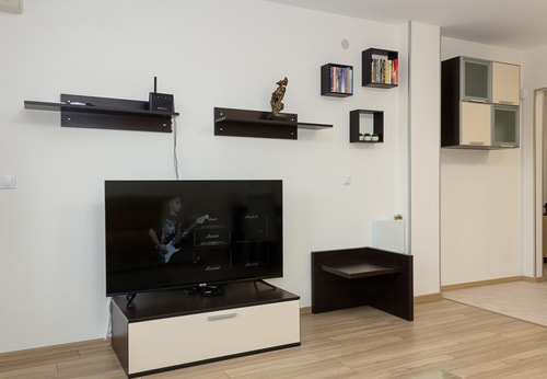 Golden Sands Center ~ 1BD Flat with Balcony 5 Flat Manager Booking