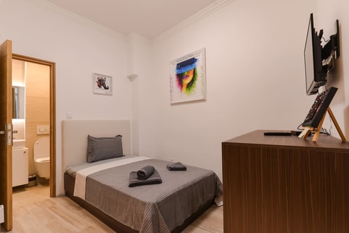 CACAO Studio - Crystal Garden 0 Flat Manager Booking