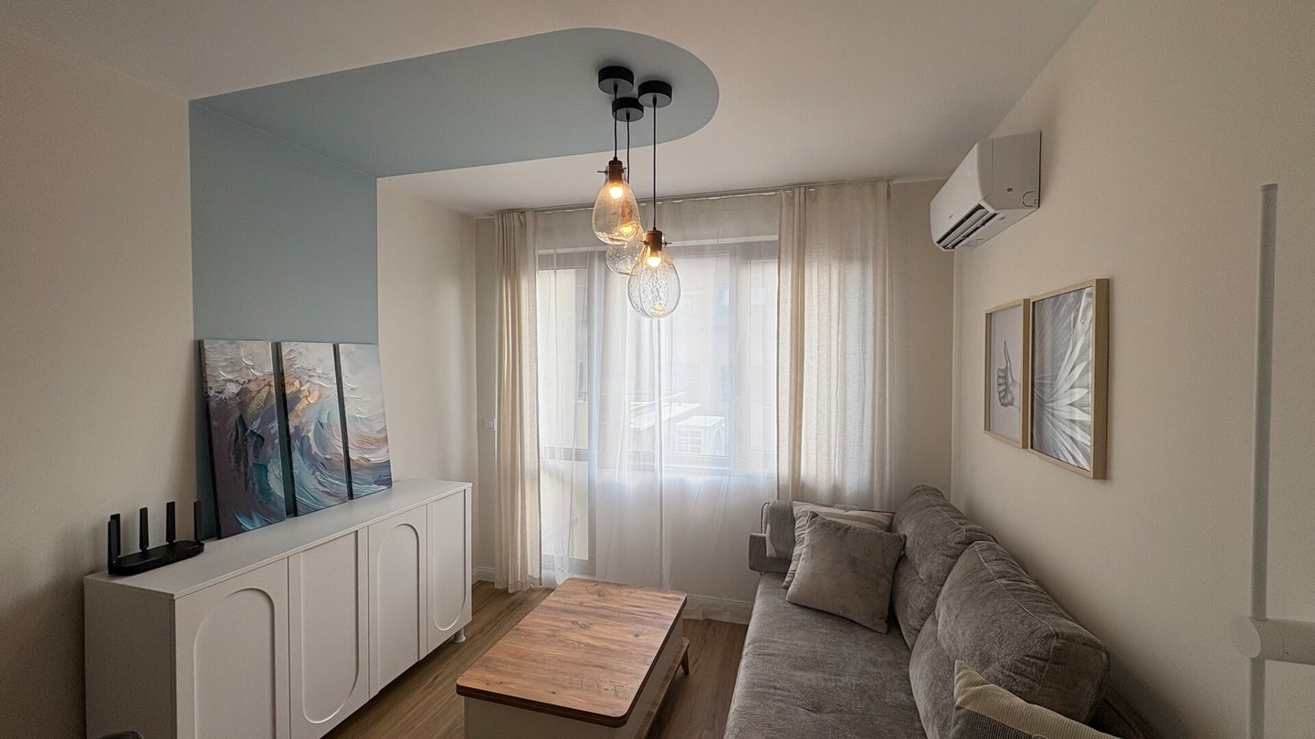 Comfort in Varna– Modern, Bright Central Apartment 6 Flat Manager Booking