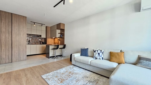 Bright Urban Stay with Parking 6 Flat Manager Booking