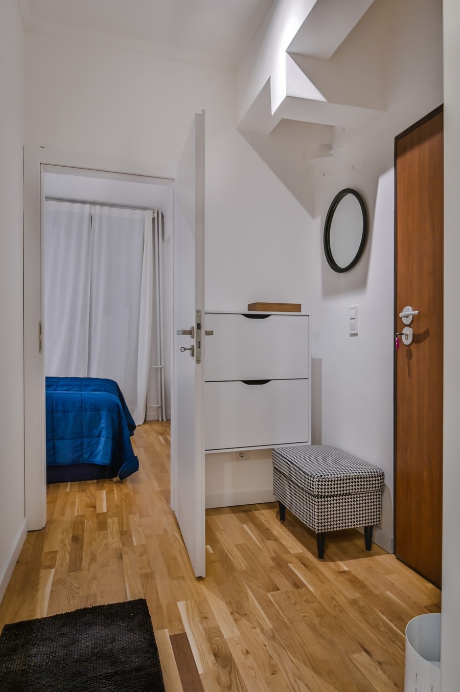 Pieces of Nature in a Stylish One-bedroom Flat 12 Flat Manager Booking