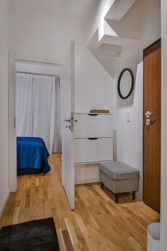 Pieces of Nature in a Stylish One-bedroom Flat 12 Flat Manager Booking