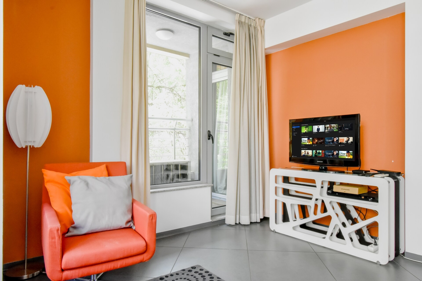 Joy Apartment – Stylish 2BD in Oborishte 5 Flat Manager Booking