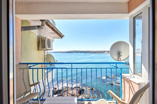 1BD Flat with a stunning SEA VIEW in Sozopol 0 Flataway