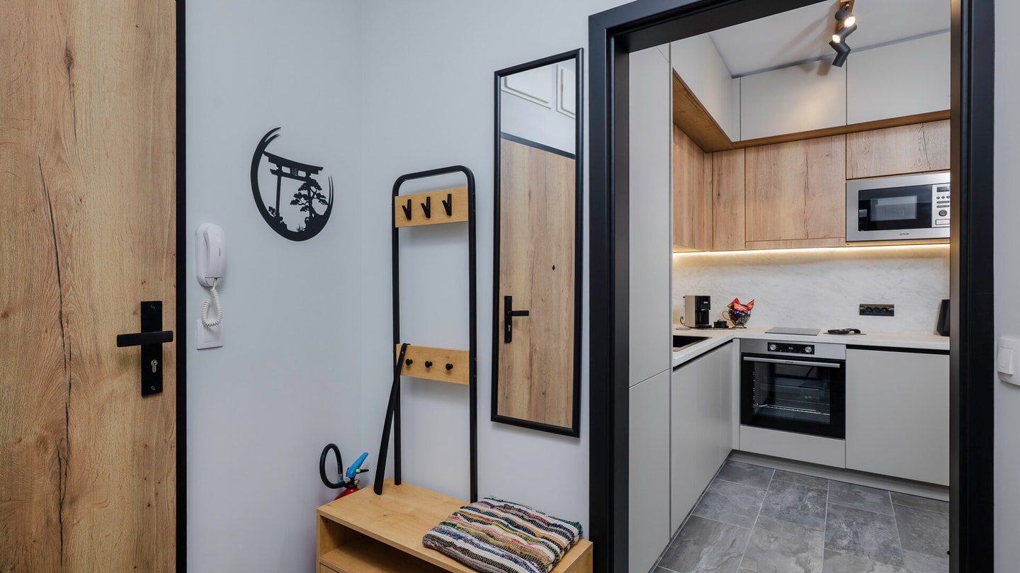 Aziz Drujba 1BD · Fresh & Modern Apartment with Balcony 18 Flat Manager Booking
