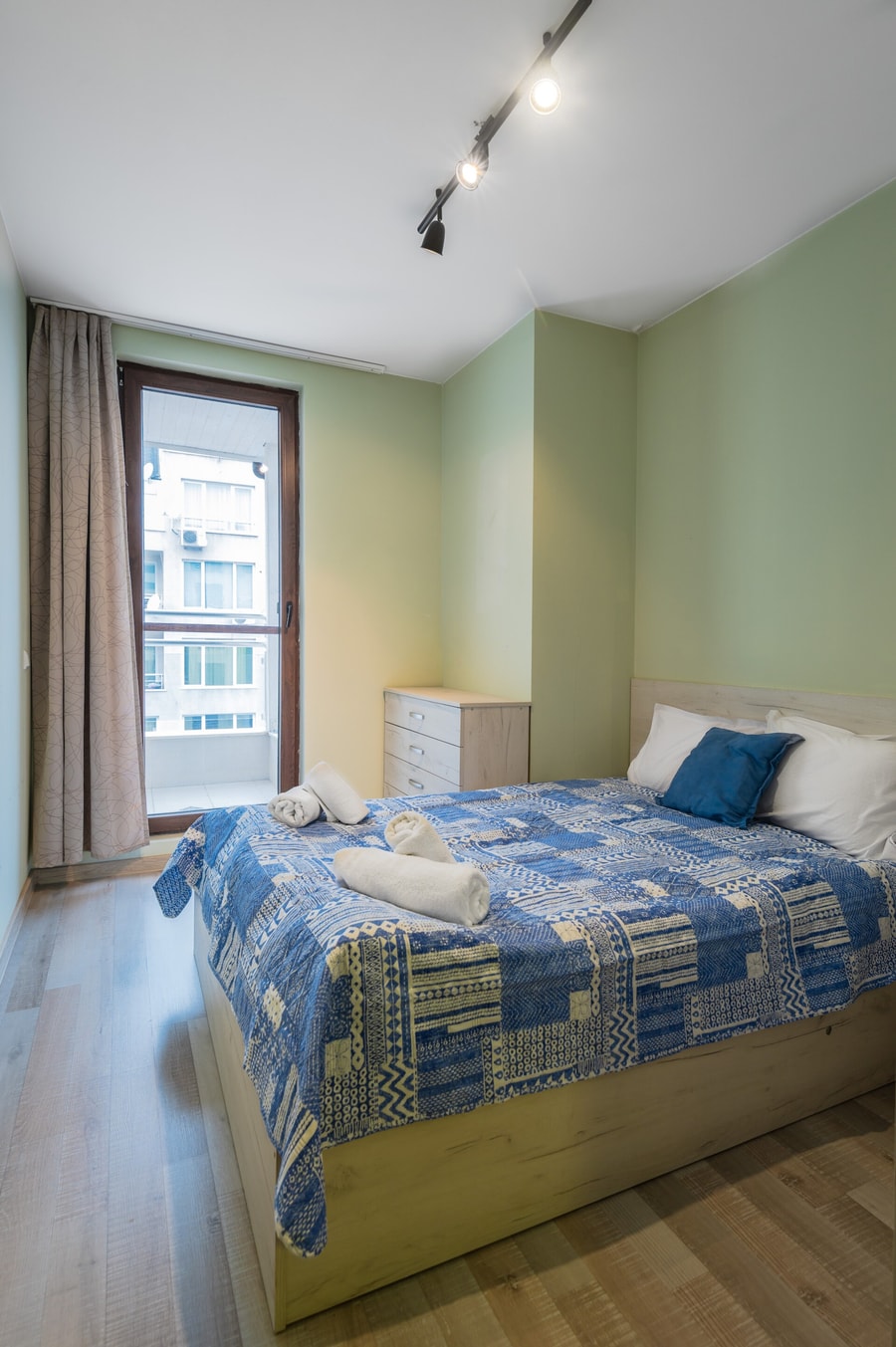 Intelligent Elephant Home - 1BDR Apartment 5 Flat Manager Booking