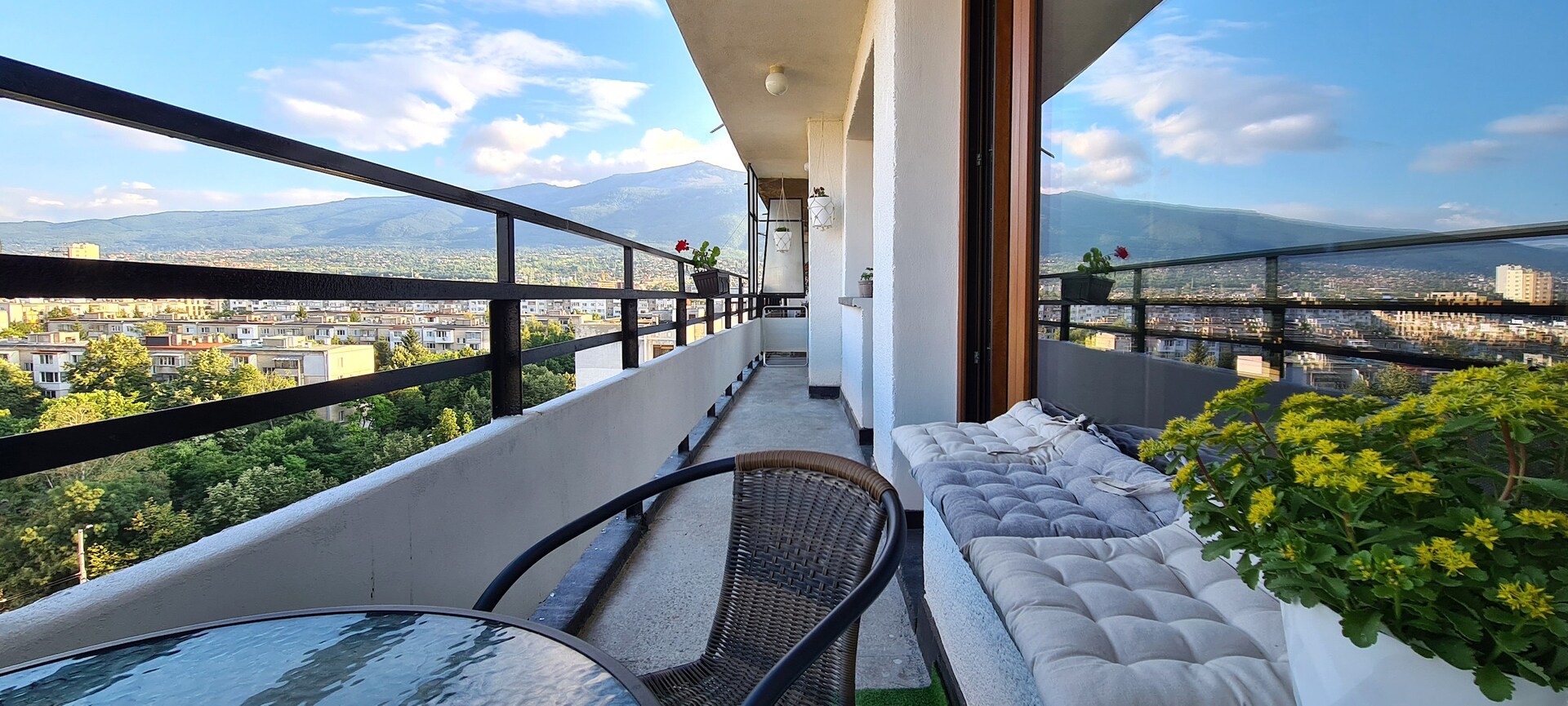 Panoramic and Spacious Flat near the City Centre 10 Flat Manager Booking