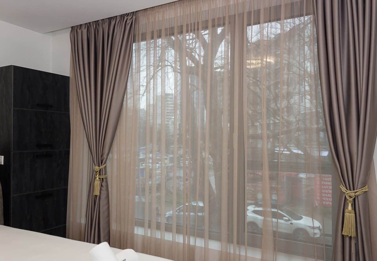 New Black & White Flat 5 Min Away From Sea Garden 13 Flat Manager Booking