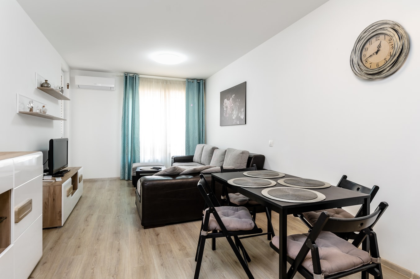 Cozy and Functional Business One-Bedroom Apartment 4 Flat Manager Booking