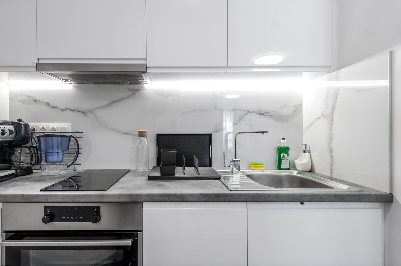 Cozy and Functional Business One-Bedroom Apartment 7 Flat Manager Booking