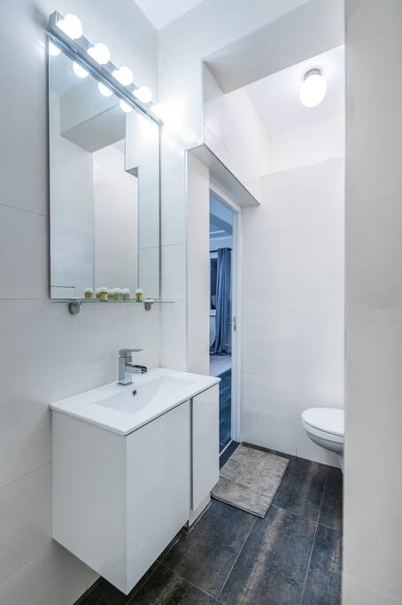 Claire Parchevich 1B · * Stylish & Cozy * 1BD Flat in the heart of Sofia 13 Flat Manager Booking