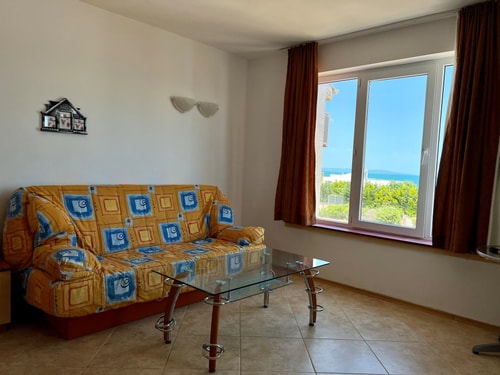 Private 1-BD Apartment with Balcony in Sozopol 4 Flat Manager Booking