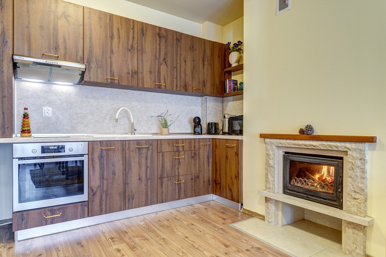 Cosy 1BD Apt w/ Free Parking and Balcony 3 Flat Manager Booking
