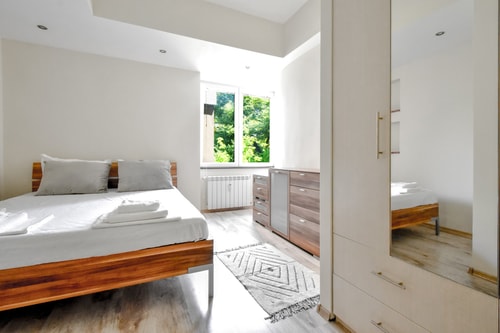 Modern 2BD Flat in Central Sofia + Workspace 1 Flat Manager Booking