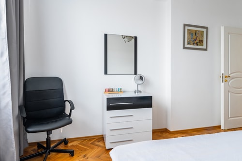 Vitosha Str 2BD White & Blue Apt 14 Flat Manager Booking