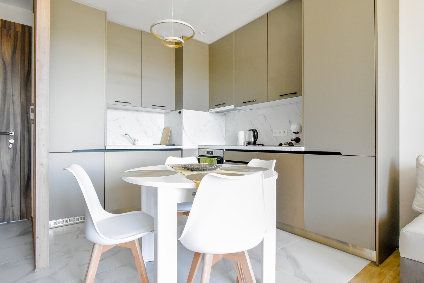 Modern 1BD Near Paradise Center & Vitosha Metro 5 Flat Manager Booking