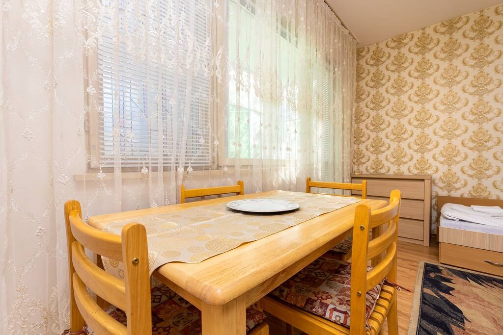 1-Bedroom Flat with Balcony in Plovdiv Flataway