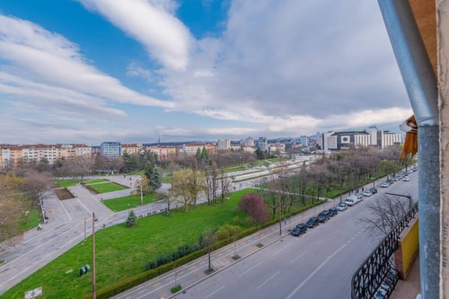 Premium Vitosha Str 2BD White & Blue Apt 16 Flataway