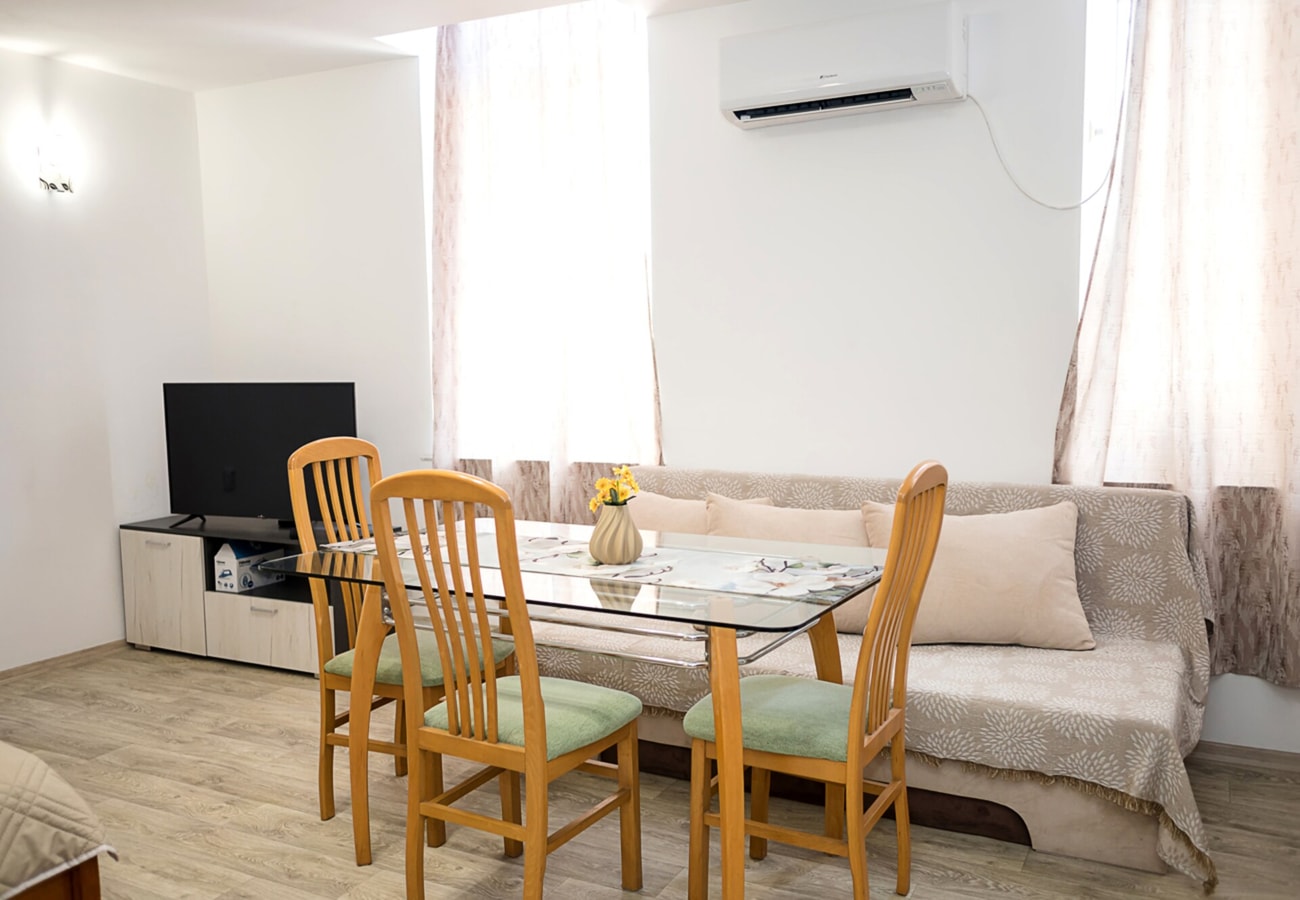 Maria Luiza Studio I | Cozy Open Layout 1 Flat Manager Booking