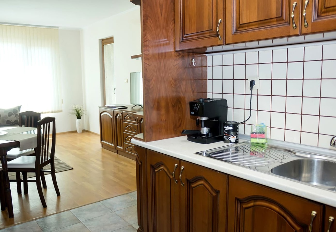 Leisurely Stay by the Sea Garden / 1-BDR Apartment 5 Flat Manager Booking