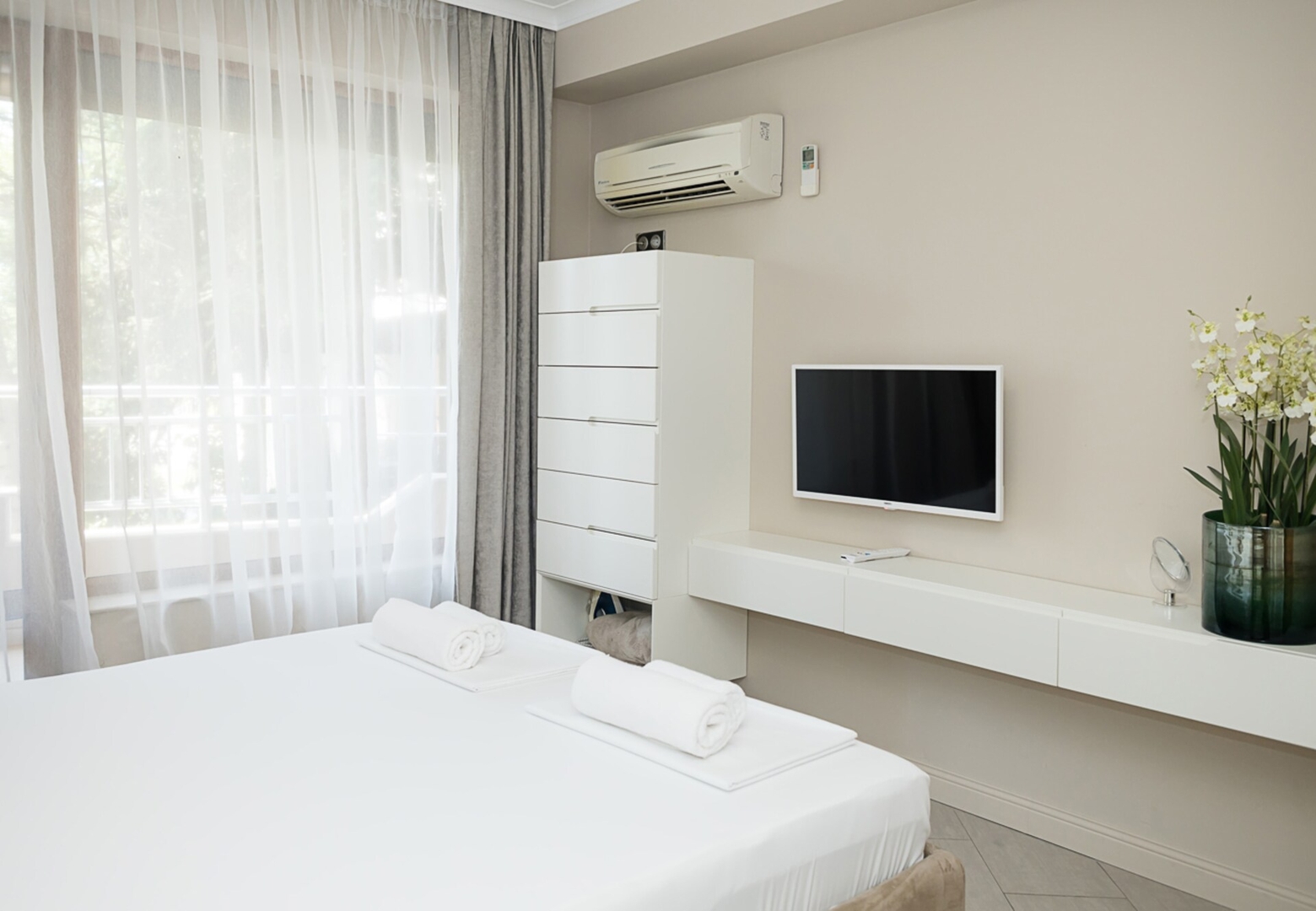 Modern 1-Bedroom Retreat in Varna’s Sea Garden 14 Flat Manager Booking