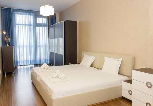 Port Palace 2BD Flat ~ Amazing Sea View 3 Flataway