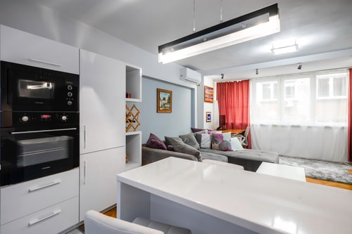 Bright & Central 1BD Flat - Dedicated Work Space 5 Flat Manager Booking