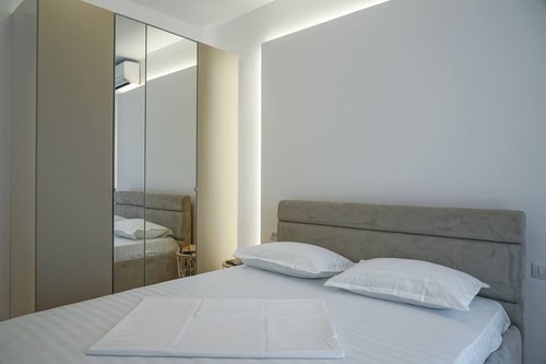 Metropolitan 1bdr apt. - Parking 11 Flataway