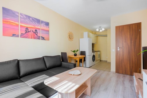 Double Delight: Two Charming 1-BD Flats in Sofia 5 Flataway