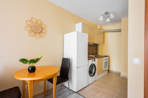 Double Delight: Two Charming 1-BD Flats in Sofia 10 Flataway