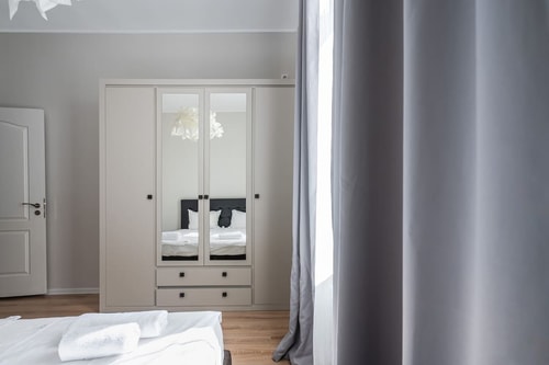 Light and Modern 2BD Flat Next To Women's Market 14 Flataway