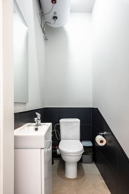 Light and Modern 2BD Flat Next To Women's Market 18 Flataway