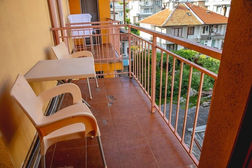 Nessebar's NEW Town TOP Centre 2-BDR Apartment 28 Flat Manager Booking