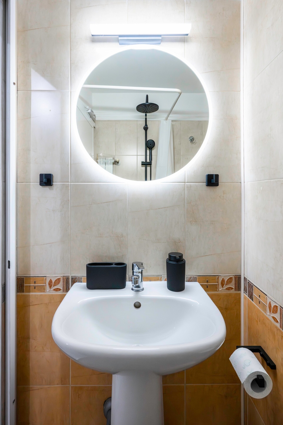 Cute 1BD in Central Sofia -  Steps from South Park 10 Flat Manager Booking