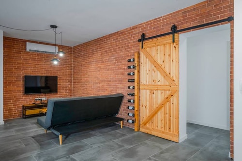 Brick Haven: Contemporary Urban Living Redefined 8 Flataway