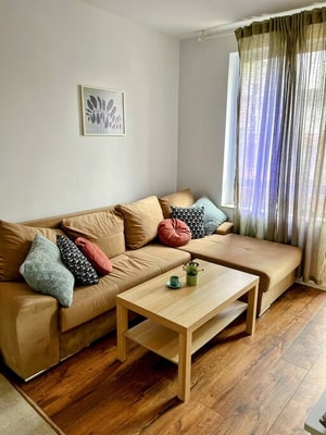 Central Cosy, Fully Renovated 2 BR apart 32 Flataway