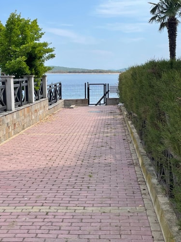 1BD Flat on the Beach with Parking 16 Flat Manager Booking