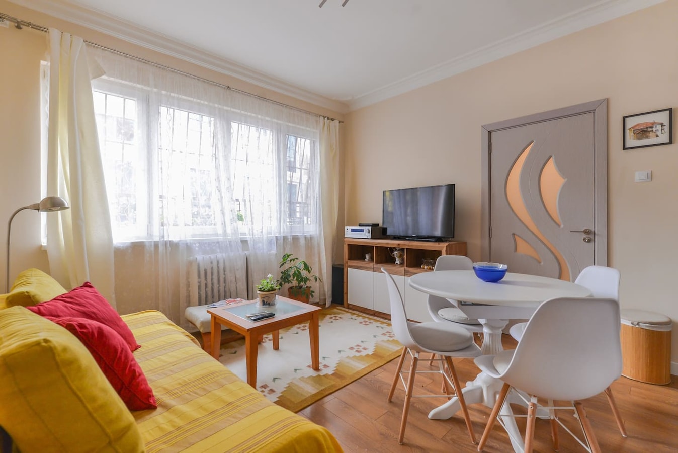 Welcoming One Bedroom on Vasil Levski Boulevard Flat Manager Booking
