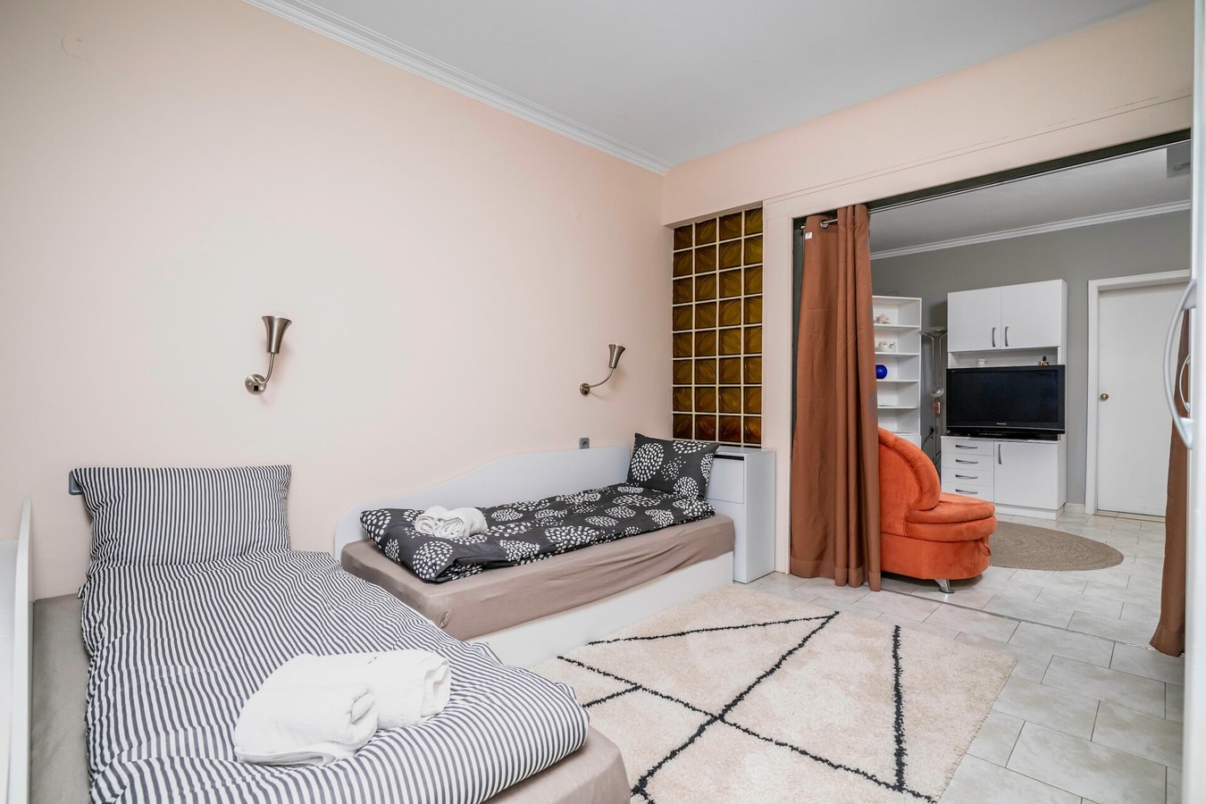 Cozy Apartment near Vitosha Street 9 Flat Manager Booking