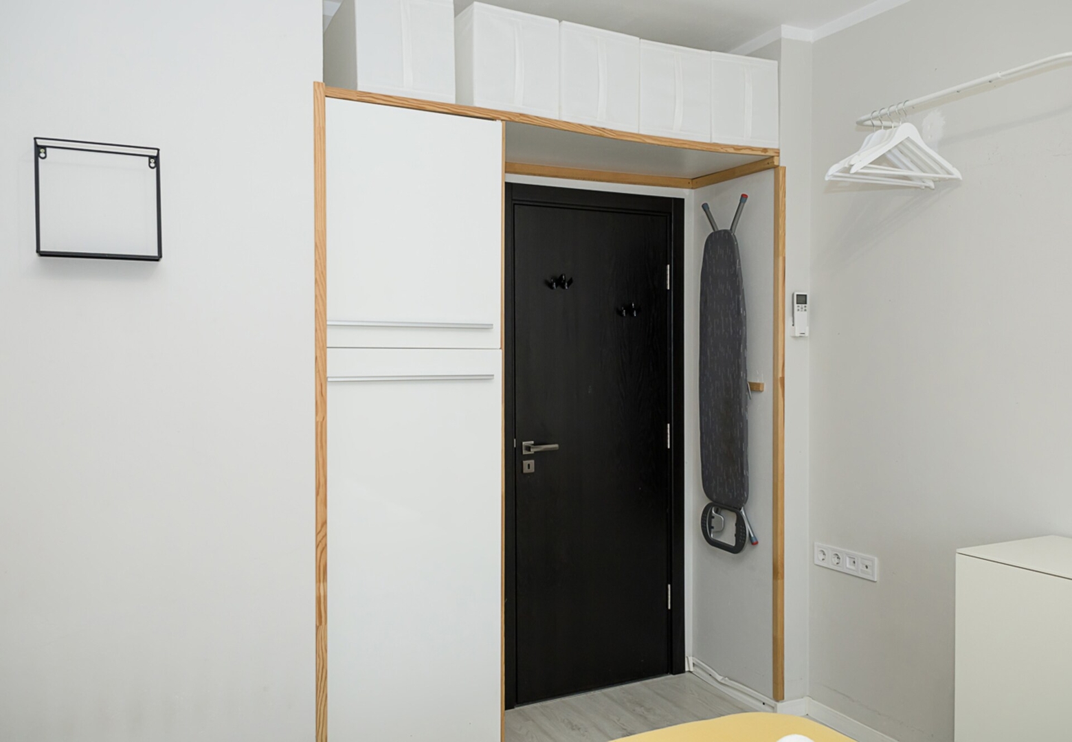 Chic 1BD Flat in St Constantine & Helena Complex 14 Flat Manager Booking