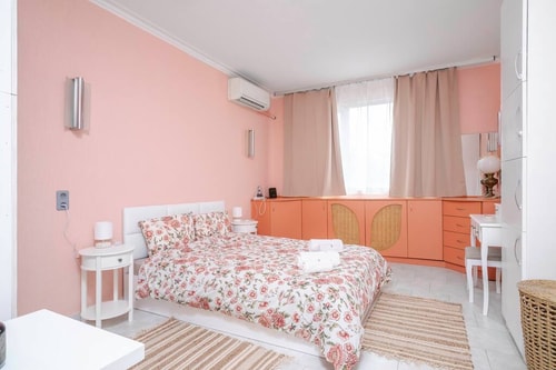 Cozy Apartment near Vitosha Street 1 Flataway