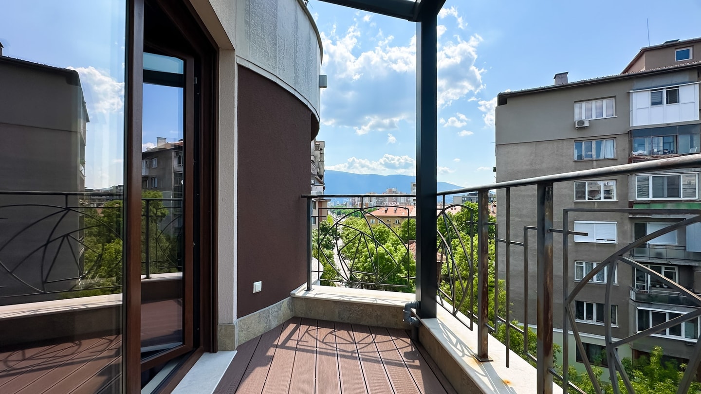 Charming 2BD with Mountain View 3 Flat Manager Booking