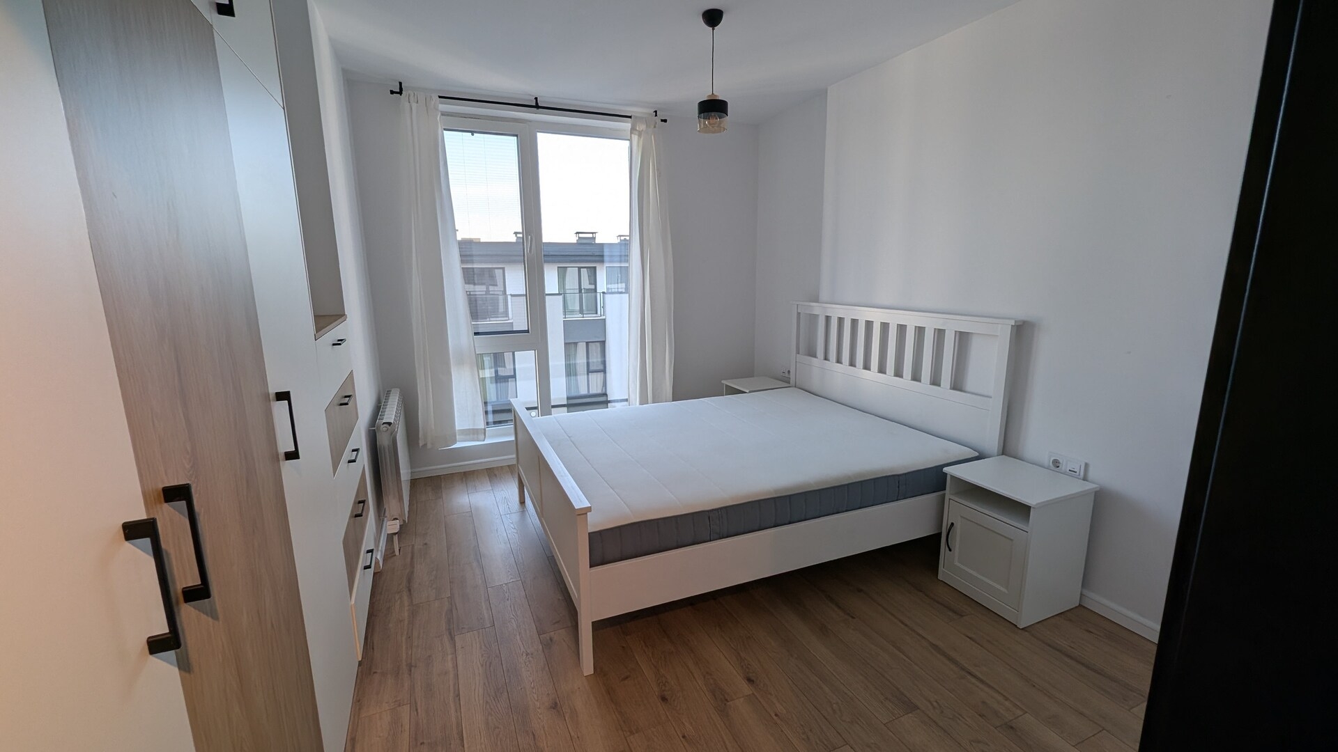 Stylish Living in Kompleks Reina - 1BD with desk 4 Flat Manager Booking
