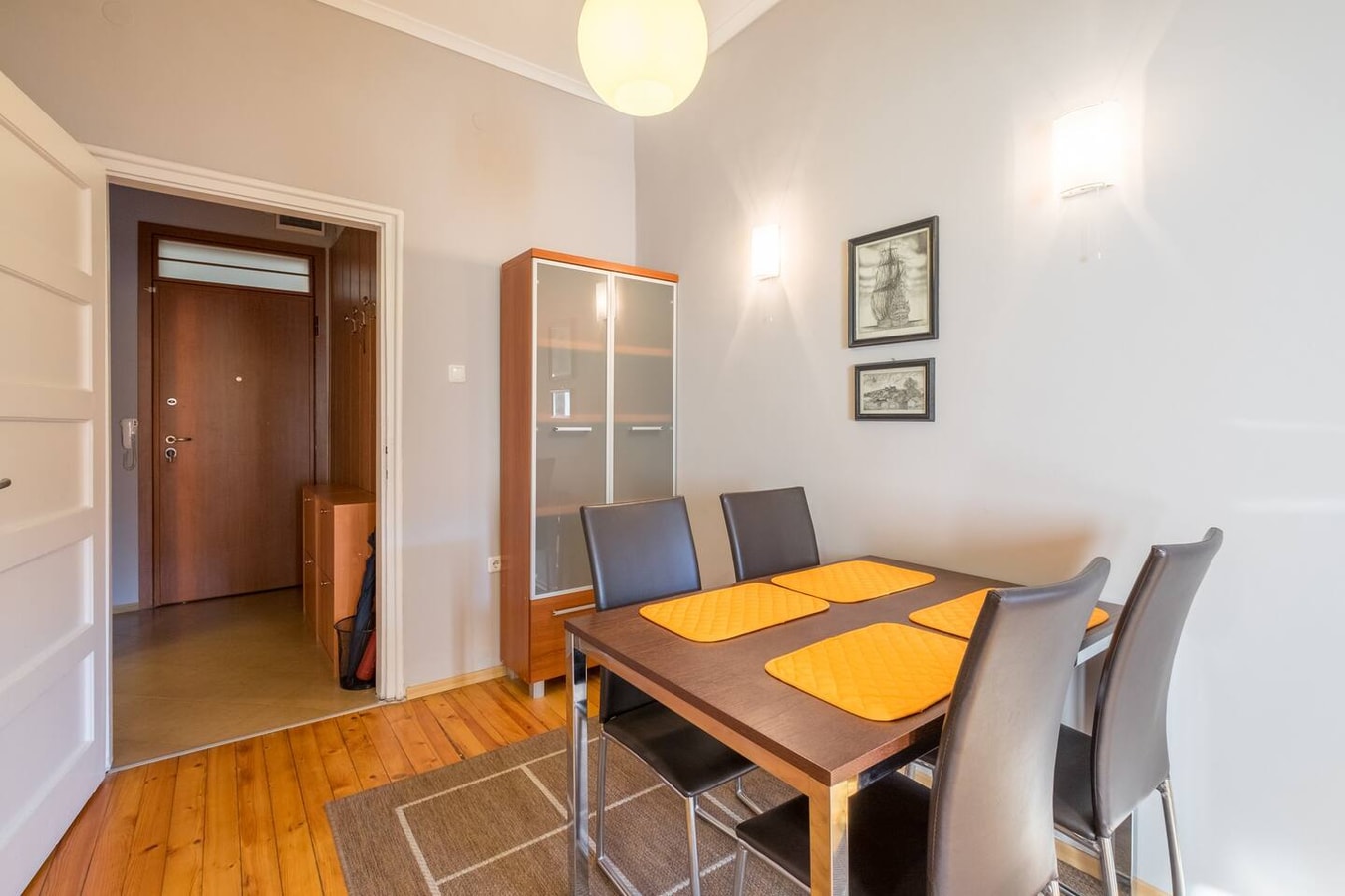 Beautiful Business Apartment - Ivan Denkoglu Str 11 Flat Manager Booking