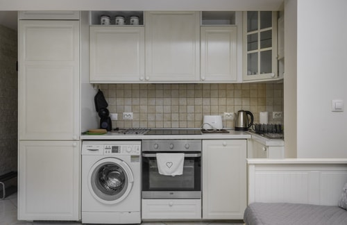 Bright & Cozy 1BD Apartment close to South Park 7 Flat Manager Booking